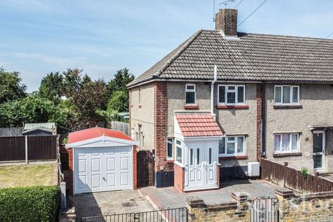 Christy Avenue, Chelmsford, CM1 3 bed end of terrace house for sale