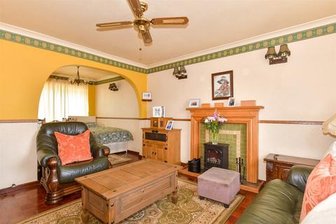 Ingress Gardens, Greenhithe DA9 3 bed terraced house for sale