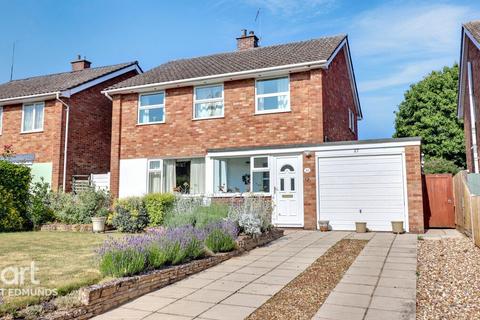 Flemyng Road, Bury St Edmunds 3 bed detached house for sale