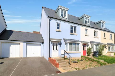 Oaktree Road, South Molton, Devon, EX36 3 bed terraced house for sale