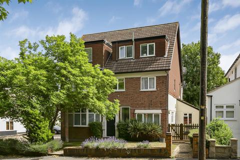 Sherwood Park Road, Sutton 1 bed flat for sale