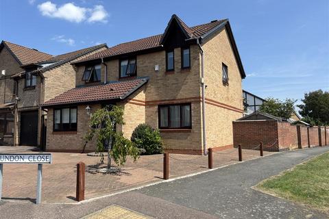 Laundon Close, Groby, Leicester 4 bed detached house for sale