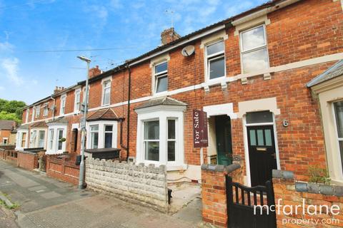 Warwick Road, Swindon SN1 3 bed terraced house for sale
