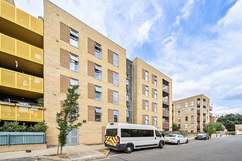 Rectory Park Avenue, Northolt 2 bed apartment for sale