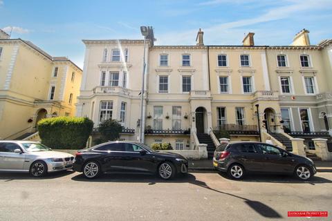 Hyde Gardens, Eastbourne BN21 4 bed apartment for sale