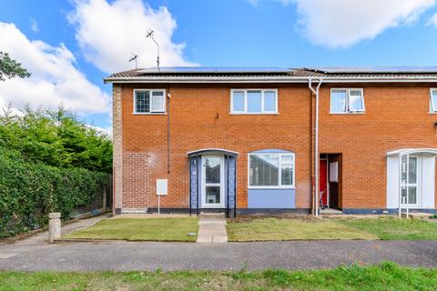 Beevors Garden, Ditchingham 3 bed end of terrace house for sale