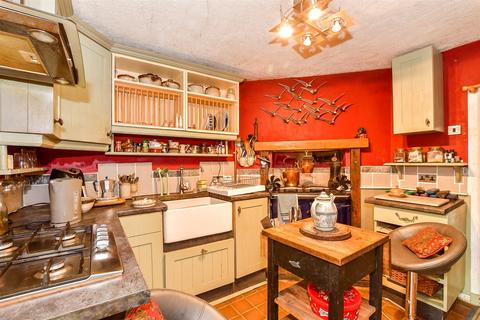Little Cheveney Cottages, Marden TN12 2 bed terraced house for sale