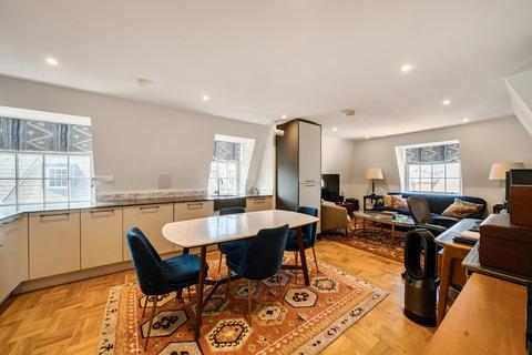 Lisgar Terrace, West Kensington... 1 bed flat for sale