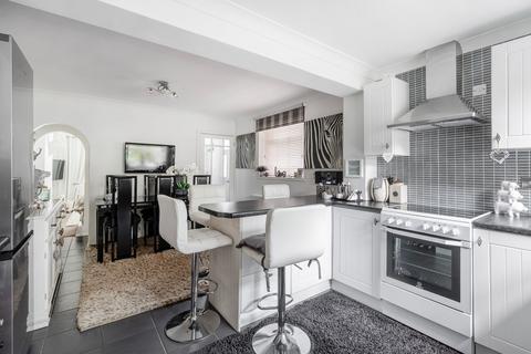 Raglan Street, Lowestoft 3 bed end of terrace house for sale