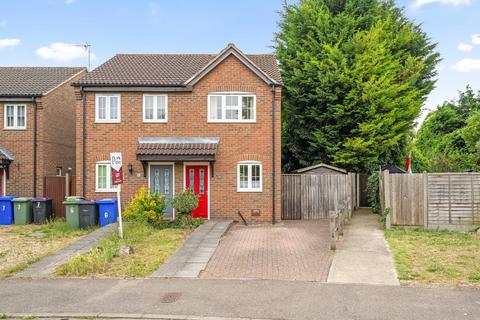 2 bedroom semi-detached house for sale