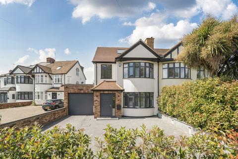 Derwent Avenue, Ickenham, Uxbridge 4 bed semi