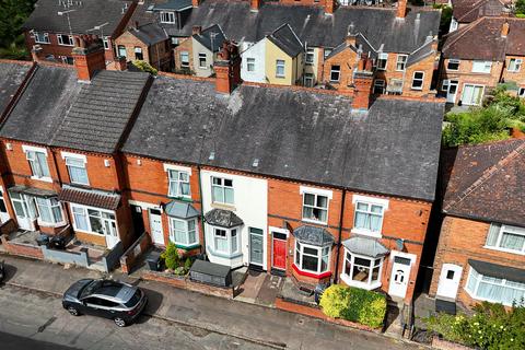 Richmond Road, Leicester 2 bed terraced house for sale