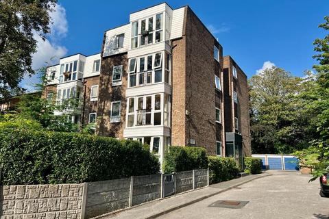 Regent Court, Withington Road... 1 bed ground floor flat for sale