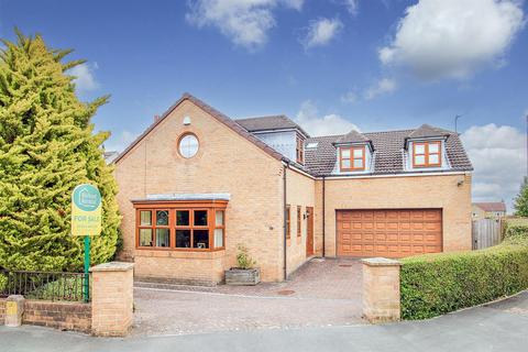 South Lane, Wakefield WF4 4 bed house for sale