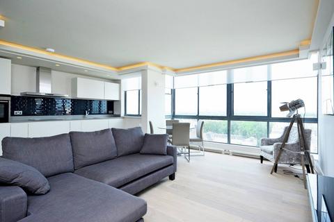 Cambridge Square, Hyde Park Estate... 2 bed flat for sale