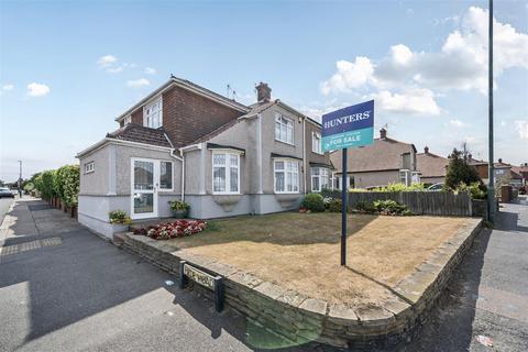 Long Lane, Bexleyheath 4 bed semi