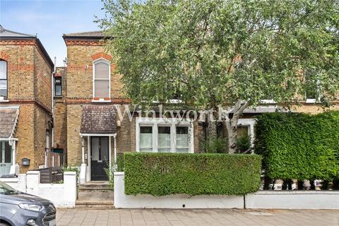 Finsbury Park Road, London, N4 2 bed apartment for sale