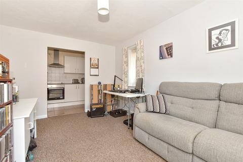 Copperfields, Basildon SS15 1 bed ground floor flat for sale