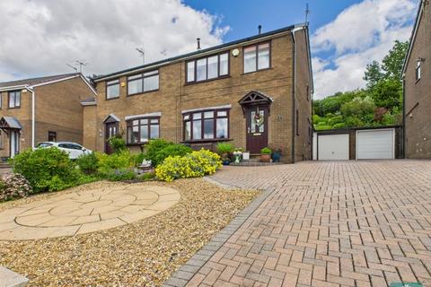 Woodford Avenue, Oldham OL2 3 bed semi