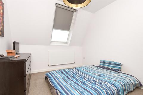 Prime House, Leatherhead KT22 2 bed flat for sale
