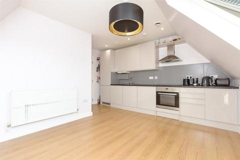 Prime House, Leatherhead KT22 2 bed flat for sale