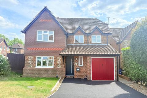 Brandon Close, Chafford Hundred 4 bed detached house for sale