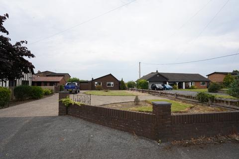 Rossett Road, Rossett LL12 2 bed bungalow for sale