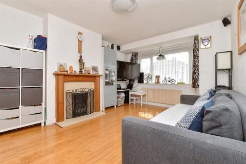 Park Court, Wallington SM6 2 bed maisonette for sale