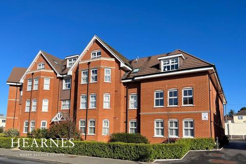 Bournemouth Road, Poole, BH14 2 bed apartment for sale