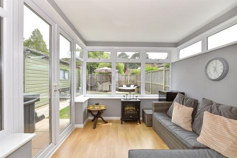 Blenheim Close, Herne Bay, Kent 3 bed semi