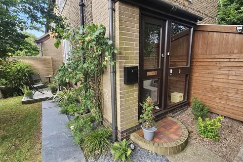 Trenchard Close, Newton 2 bed terraced house for sale