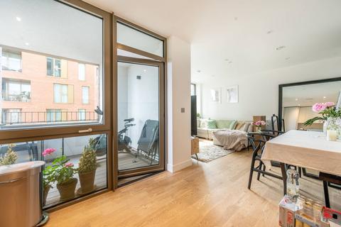 West Apartments, N17, Tottenham... 2 bed flat for sale