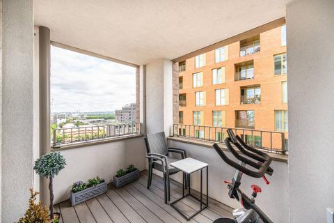 West Apartments, N17, Tottenham... 2 bed flat for sale