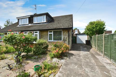 2 bedroom semi-detached bungalow for sale