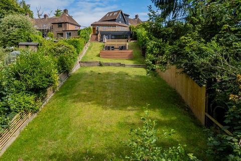 Hurstwood Road, Uckfield TN22 5 bed semi