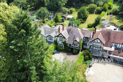Norton Road, Iverley, Stourbridge 5 bed detached house for sale