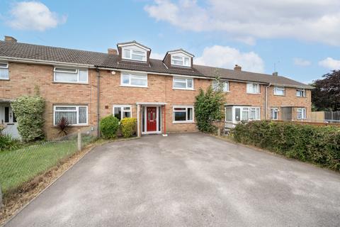 Longfield Avenue, Hampshire PO14 5 bed house for sale