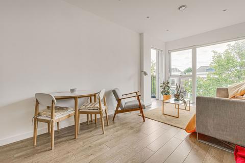 Dalston Lane, London E8 1 bed flat for sale