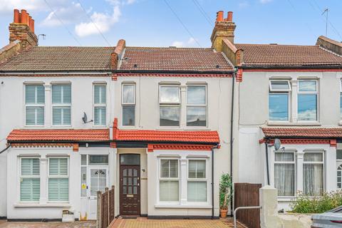 Bensham Grove, Thornton Heath... 1 bed flat for sale