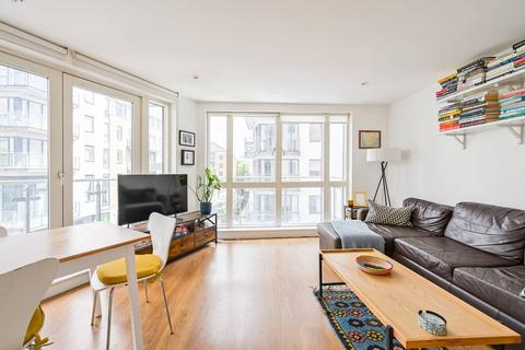 4 Yeo Street, London E3 2 bed flat for sale