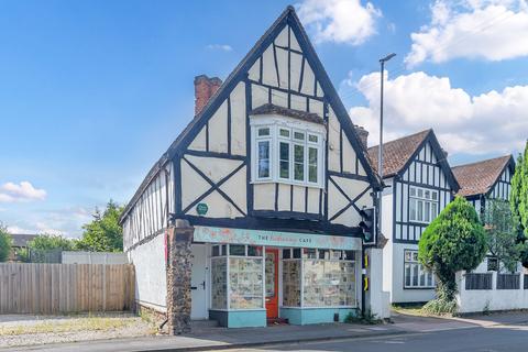 High Street, Royston SG8 2 bed apartment for sale
