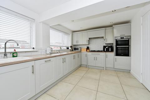 Carr View Road, South Yorkshire S61 4 bed semi