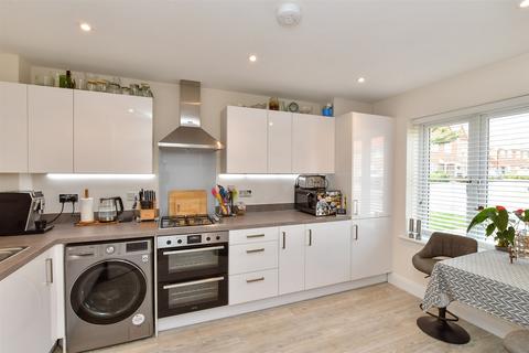 Danforth Way, Ringmer, Lewes, East... 3 bed semi