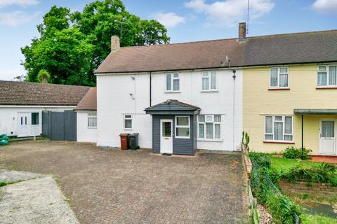Alanbrooke, Gravesend, Kent, DA12 3 bed semi
