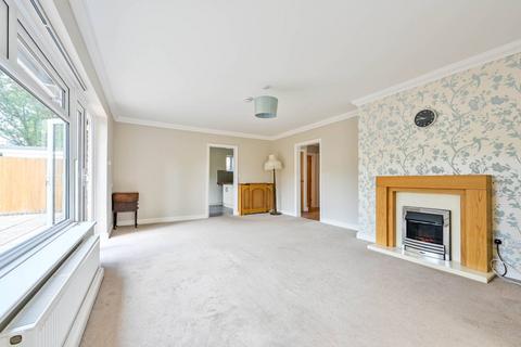 Claron, Guildford, GU2 2 bed bungalow for sale