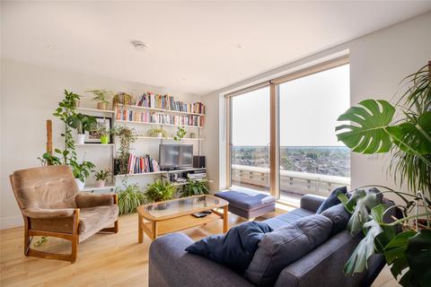Streatham High Road, London SW16 2 bed apartment for sale