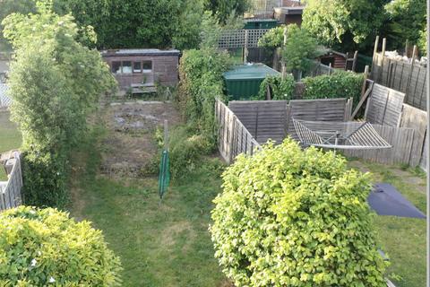 Hamilton Road, Feltham, TW13 3 bed semi