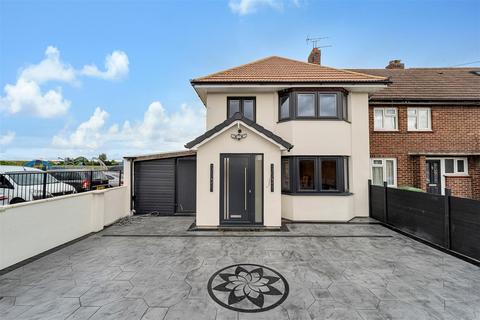Station Crescent, Ashford TW15 3 bed end of terrace house for sale