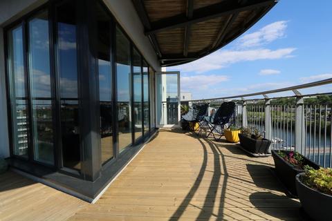 Alexandria, Cardiff Bay, CF11 0SF 3 bed apartment for sale