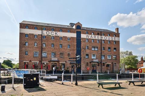 Lock Warehouse, Gloucester GL1 2 bed apartment for sale